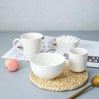 China Customized Viable Light Luxury Nordic White Ceramic Dining Porcelain Tableware Multi-size Bone China Cup Dinner Dish Set for sale