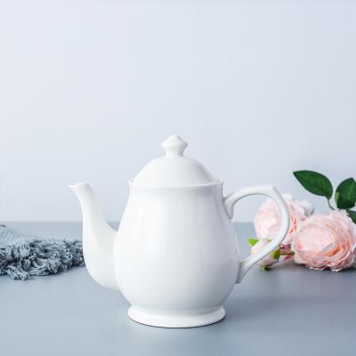 China Viable Nordic Style Mini English Coffee Pot White Stump Shape Suitable For Coffee Ceramic Teapot With Lid Filter for sale