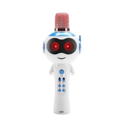 China Handheld Free Walking Material Microphone M001 Environmental Protection Universal Student Children Microphone Cute Style Headset Microphone for sale