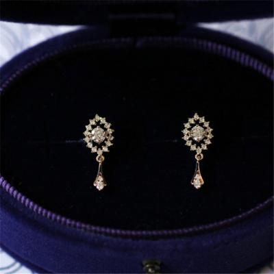 China Vintage Vintage And Romantic Design S925 Gold Plating Drop Stud Earrings for sale