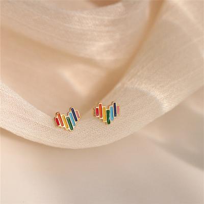 China Cute hot sales fashion and cute design gold plated rainbow heart earrings for sale