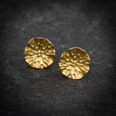 China CLASSIC everyday stud earrings gold plated studs round earrings organic circle stud earrings for sale