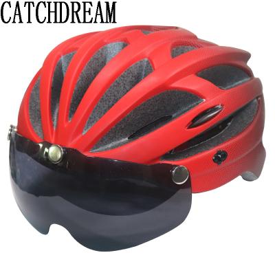 China CATCHDREAM Compounds Breathable Bicycle Helmet 17 Vents Edge MTB Bike Cycling Helmet With Wind Mirror Lenses for sale