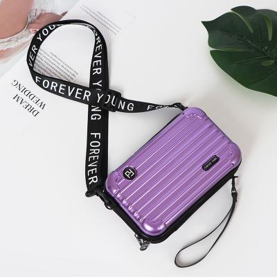 China Light Durable Low Moq Hard Shell Cosmetic Case Makeup Bag Makeup Abs+pc Cosmetic Filter End Cap for sale