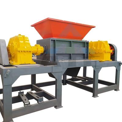 China 1400 Double Shaft OTR Industrial Scrap Tire Shredder Machine for Manufacturing Plant for sale