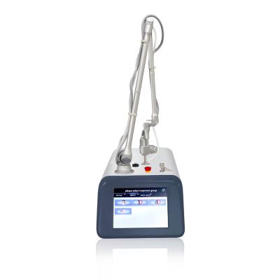 China Portable Co2 Fractional CO2 Laser Dye Removal Laser Machine For Skin Rejuvenation for sale