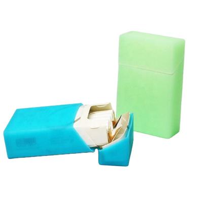 China UKETA Silicone Cigarette Holder Holder Smokeless Soft Cigarette Box Protector Lightweight And Waterproof for sale