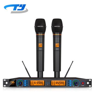 China New VM888Plus handheld microphone Tianyin professional dynamic karaoke UHF model wireless microphone for karaoke stage performance speech for sale