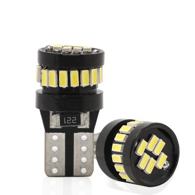 Cina 3014 LED chip lampadine automobilistiche luce bianca 360 gradi angolo di fascio T10 3014 24smd corrente costante lampadina a LED luminosa in vendita