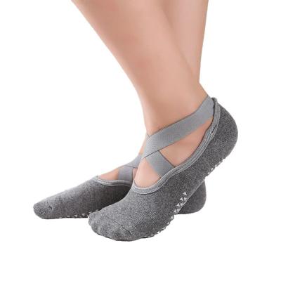 China New Breathable Invisible Straps Shorts Towel Cotton Non-slip Bottom Booties Yoga Velvet Floor Booties Sports Socks Women for sale