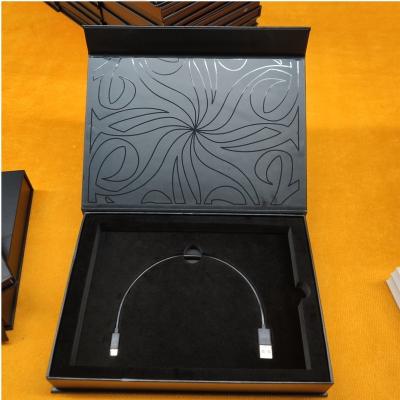 China Europe Invitation Card LCD Video Brochure Box Invitation Chinese Homemade Wedding Digital Screen Video Card Postcard for sale