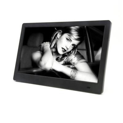 China Best gifts for friends and family 32 inch digital photo frame 14.1 inch digital wood wifi picture frame for sale