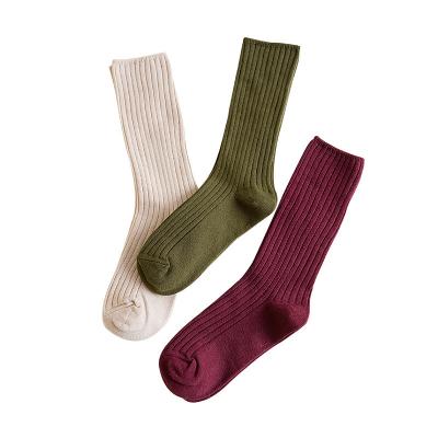 China Casual Striped Spring Autumn Women Crew Loose Solid Color Antibacterial Cotton Socks for sale