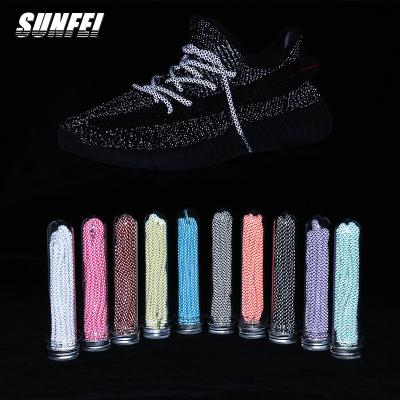 China Custom Color Rope Yeezy Reflective Shoe Laces Round 350 For Polyester Laces Glow In The Dark Round Lace For Sneaker for sale