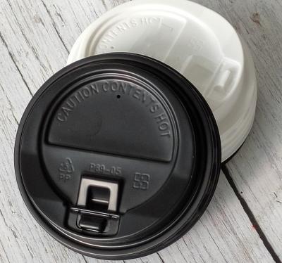 China Non Spill Tight Tied Disposable Coffee Plastic Lid Cup Lid For Coffee Paper Cups 8oz 12oz 16oz 22oz In White Black Transparent Color for sale