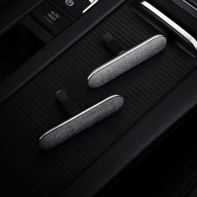 China 2019 new design car vent vent car clip solid car light 78x18.5x42mm smart aromatherapy for sale