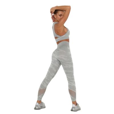 China Breathable Women Net Chat Quick Dry Sports Suit Camouflage High Elastic Body Repair Buttocks Fitness Yoga Set for sale