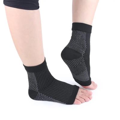 China Adjustable Elasticity Breathable Elasticity Breathable Compression Sport Socks Foot Sleeve Plantar Fasciitis Socks with Arch Support for sale