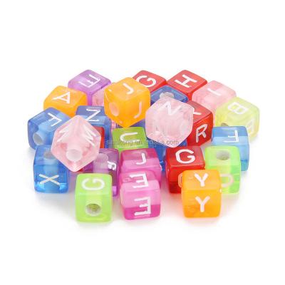 China DIY Jewelry Making Wholesale Fashion Flat Round Acrylic Alphabet Letter Beads For DIY Jewelry Making for sale