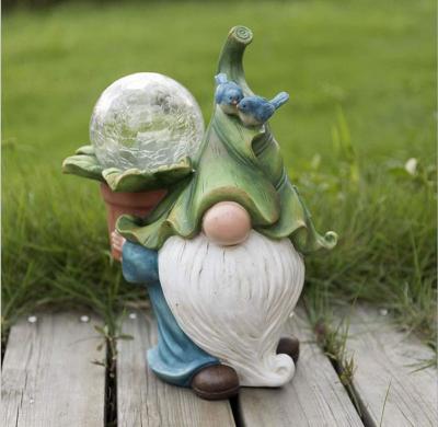 China China Best Products Outdoor Solar Lamp Ornament Handwork Cartoon Christmas Gnome Resin Statues for sale