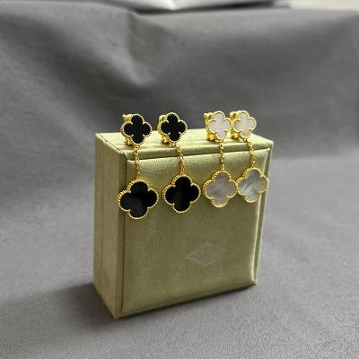 China CLASSIC High quality s925 sterling silver 18K gold rose gold leaf two flower earrings women onyx mother ear clips factory wholesale for sale