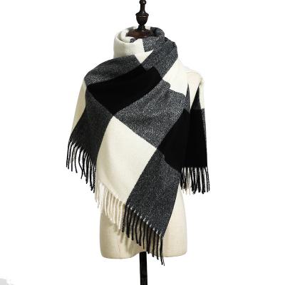 China Acrylic Wholesale Cashmere Plaid Scarf Women Fall Winter 2023 New Thick Tassel Manufacturers Scarfs For Women Stylish for sale