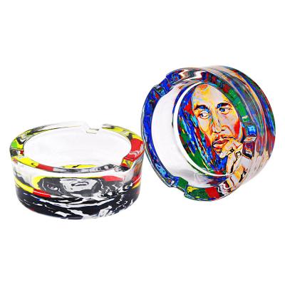 China Ashtray For Smoking Hot Sale Cartoon Personality Ash Tray Glass Round Cigarette Car Smoking Ashtray Crystal Ashtray Bin for sale