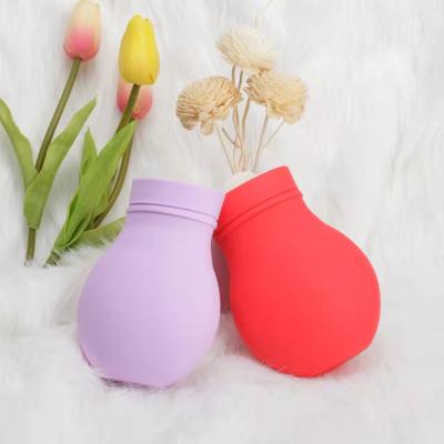 China Silicone hot water bottle silicone material for hot and cold use, ice water in summer to prevent heat stroke for sale