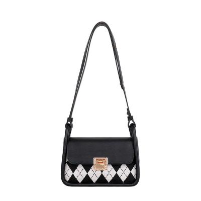 China 2022 New Arrival Fashion Black White Color PU Material Women Bag With Long Strap Shoulder Bag Cross - Body Bag for sale