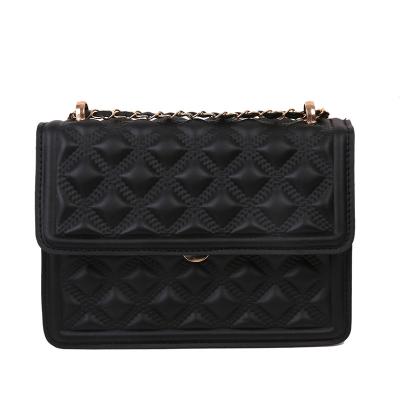 China Cross 2022 - Fashion Factory Hot-selling Solid Black Women PU Body Bag With Long Chain Strap Shoulder Bag for sale