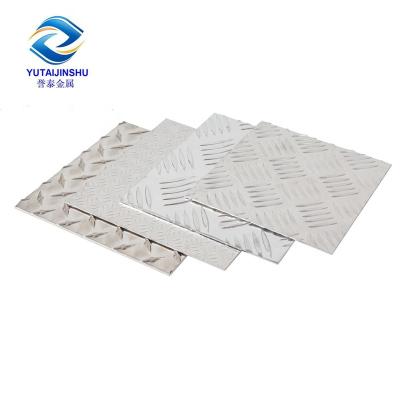 China 1100 3003 5052 5754 cc Heater Made Aluminum Checkered Plates For Non Slip Footboard for sale