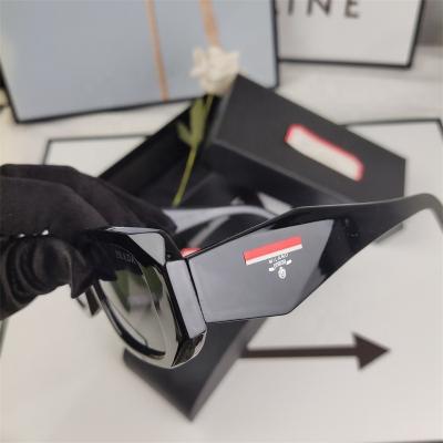 China Eyewear UV Gafas De Sol Homb LOGO Designer Sunglasses Classic Black Fashion Small Frames Sunglasses PRA Anti Sun Rectangular Women Original Glass for sale