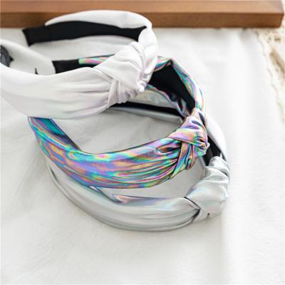 China New retro simple wide headband hair decoration knot circle headband bright leather ladies wide snap edge snap hair designer inspired headband for sale