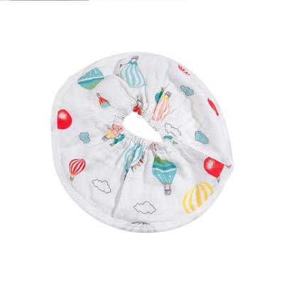 China Washable 70%bamboo+30% Cotton 360 Round Muslin Baby Burp Cloth Baby Teether Bib Burping Towel for sale