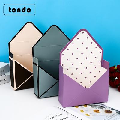 China Tondo Handmade Factory Direct Creative Gifts Wrapping Paper Bag Plant Flower Envelope Gift Flower Box for sale