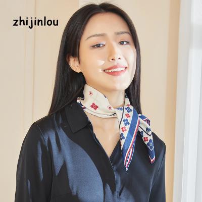 China 14MM Customized Design Square Silk Scarf Digital Printing 100% Pure Silk Scarf for sale