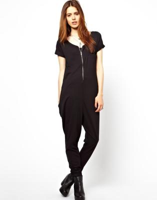 China Short Sleeve Cotton Sexy Women Jumpsuits / Girls Black Club Jumpers And Rompers for sale