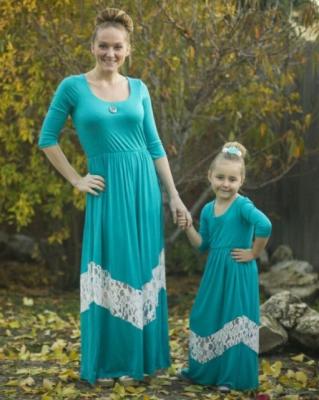 China Green Mother And Baby Daughter Matching Outfits In Europe Size for sale