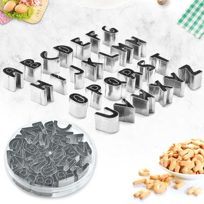 China OEM Viable Factory Wholesale China Spout 28 Pcs Stainless Steel Flower 3D Decorative Spout Set Spout Decorative Biscuit Baking Tool for sale