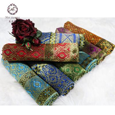 China Southeast Asian local customs wholesale tradition thai traditional women beach batik fabric bali malaysia indonesia cambodia malaysian men sarongs for sale