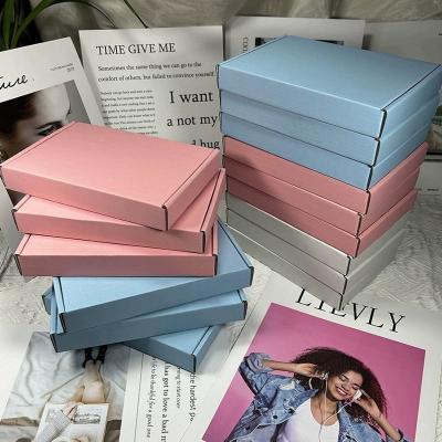 China Printed Rigid Paper Packaging Subscription Mail Shoe Paper Box Postal Shipping Cardboard Corrugated Box Custom Logo for sale