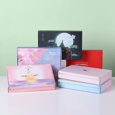 China Custom Logo Printed Corrugated Carton Cardboard Shipping Paper Boxes Die Cut Kraft Folding Packaging Mailer Box for sale