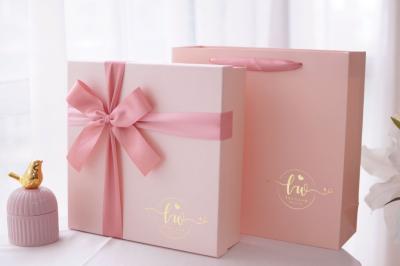 China Rigid Gift Box Valentine's Day bow gift box gift box with top and bottom cover large gift box packaging box for sale