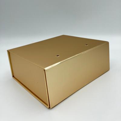 China Factory Custom Folding Paper Box Gift Box for Clothes/Bag Magnetic Box for sale