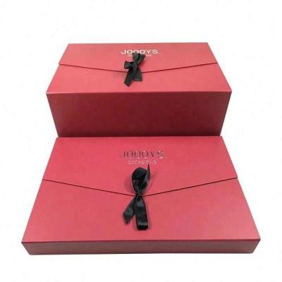 China Hot selling double door foldable paper packaging box magnetic closure cardboard folding custom gift box for sale