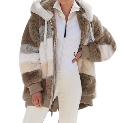 China 2021 Sustainable Fashionable Faux Fur Plus Size Womens Coats Outdoor Winter Overcoat For Lady for sale