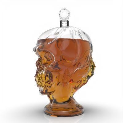 China Antique Hot Sell Customer Design 1000ml Whiskey Glass Decanter Skull Shape for sale