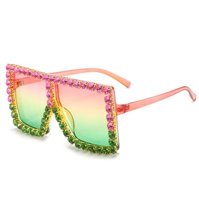 China Fashion Sunglasses Wholesale Cheap Fashion Retro Outdoor Oversized Rhinestone Bling Ladies Shades Large Square Frame Women Sunglasses for sale