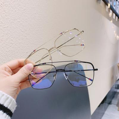 China Fashion Celebrity trendy thin metal frame anti blue light wholesale myopia optical frame women eyewear men eyeglasses design eye glasses for sale