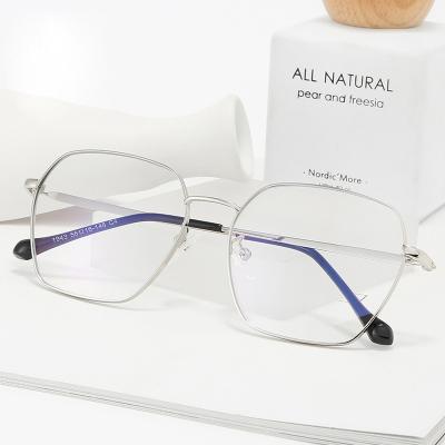 China Retro Anti blue light trendy metal square myopia optical frame river wholesale women eyewear men eyeglasses design eye glasses for sale